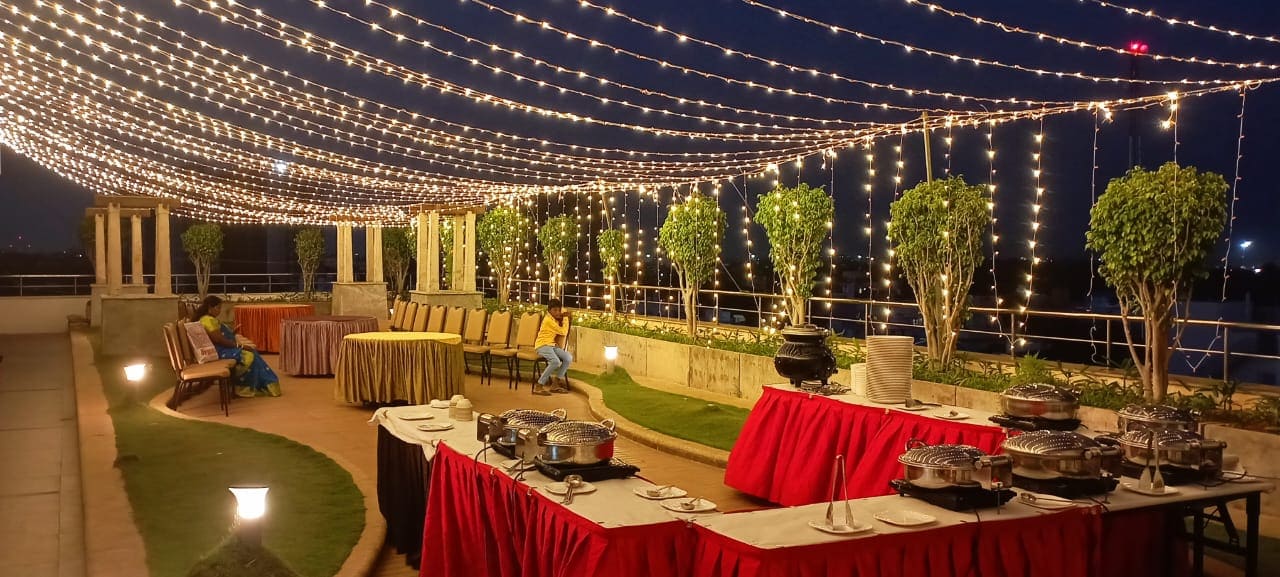 Rooftop Hall